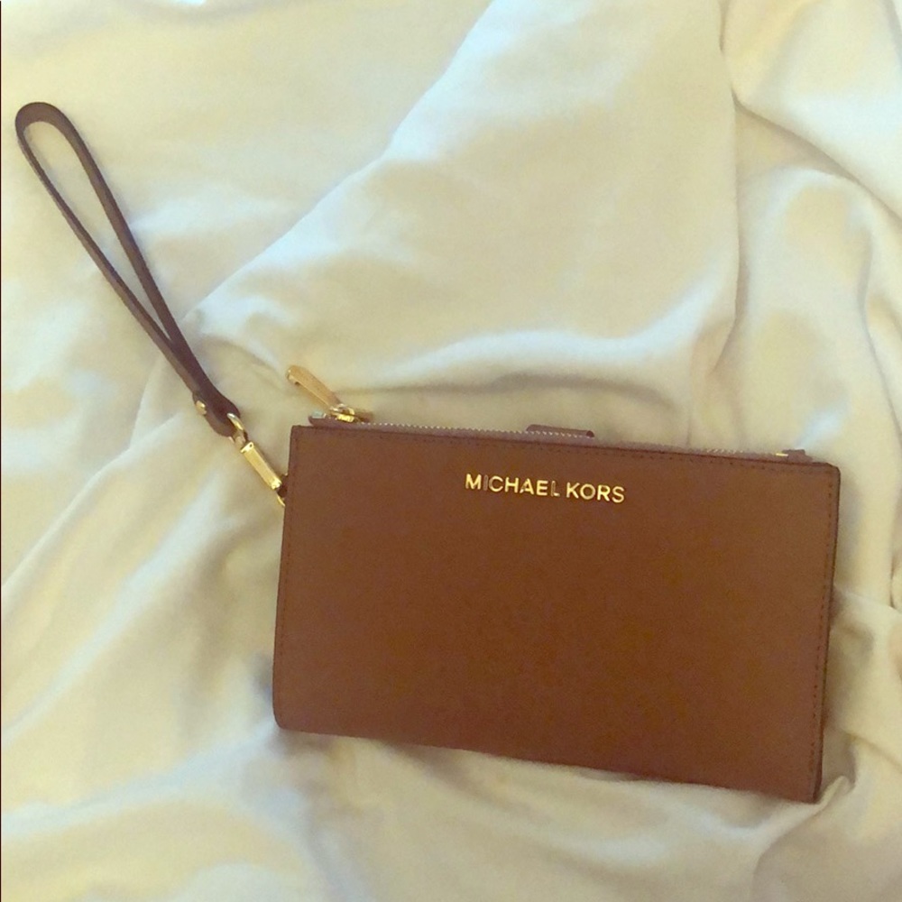 Michael Kors Adele Double ZIP Wristlet